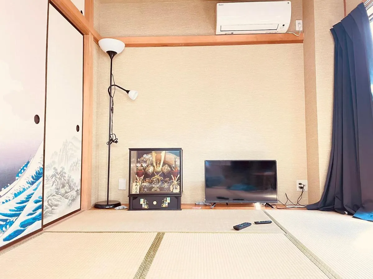 Dongjing Zhongxin Apartment: 3-Minute Walk to Menmaeda Station Tokyo